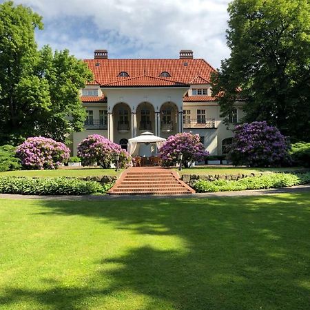 Rezydencja Willa Park & Restauracja Легница Экстерьер фото
